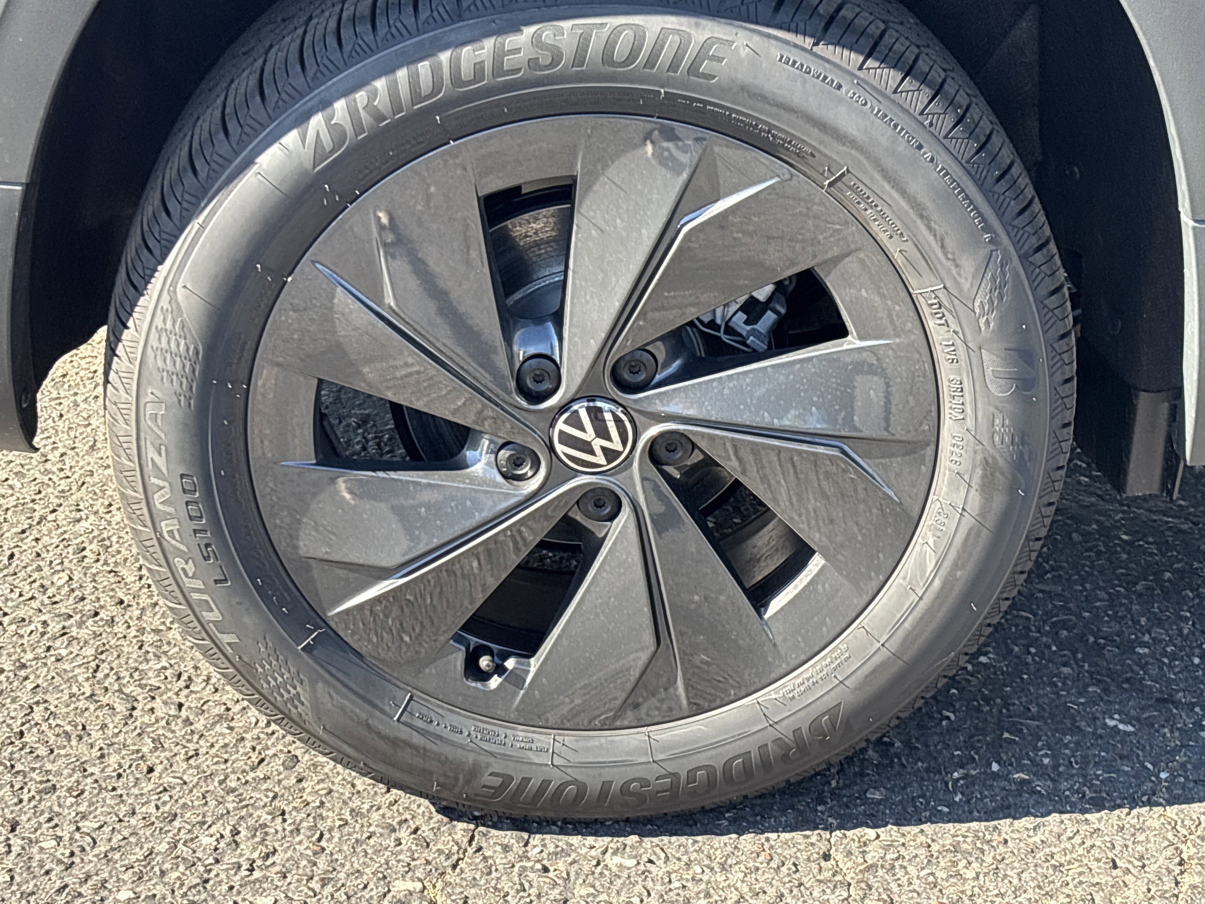 New 2026 Pyrite Silver Metallic Volkswagen S image 5