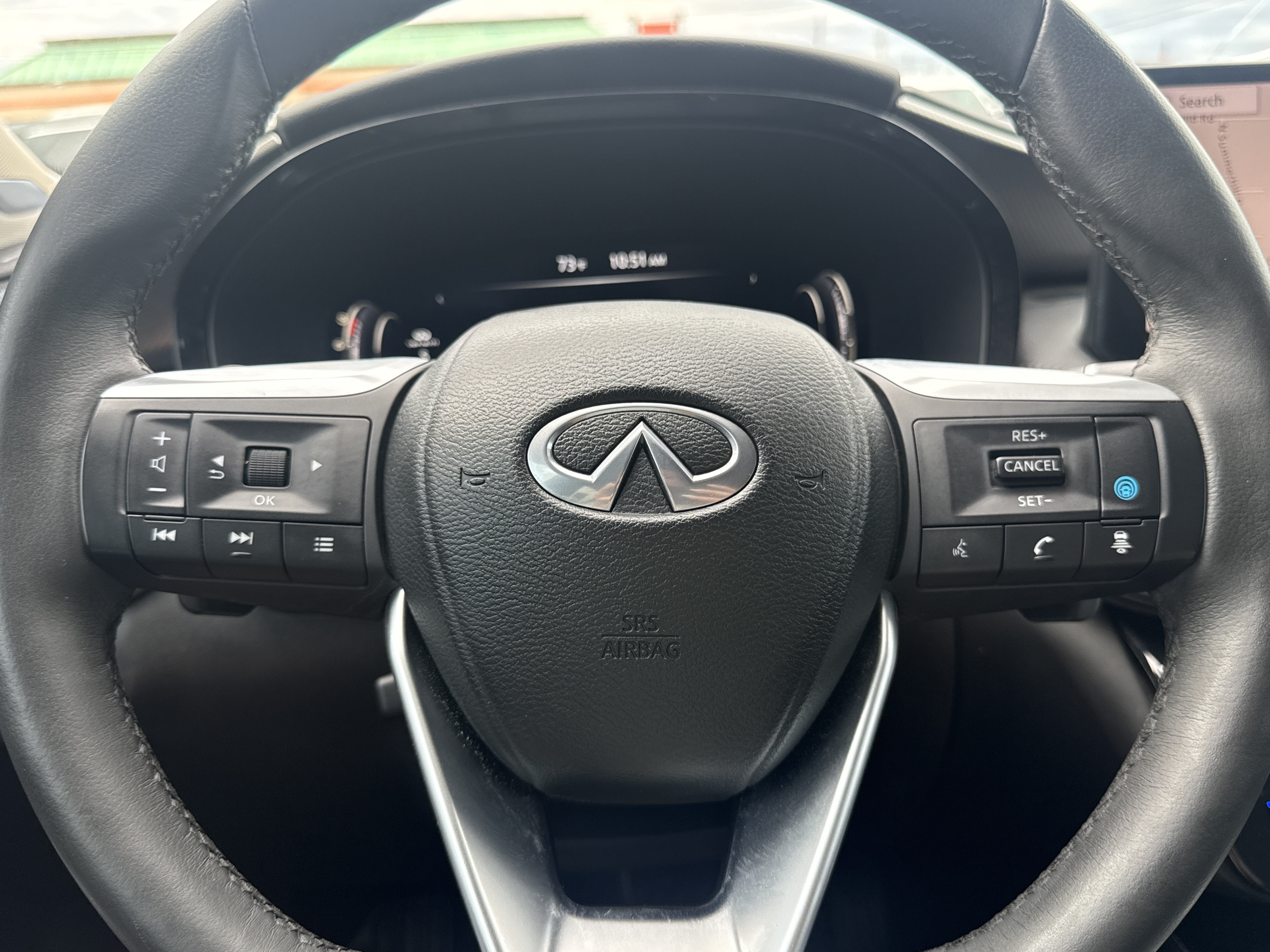 Used 2023 Graphite Shadow INFINITI LUXE image 22