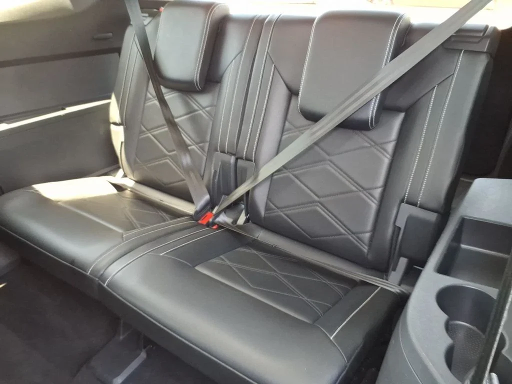Used 2024  Volkswagen 2.0T SE w/Technology image 19