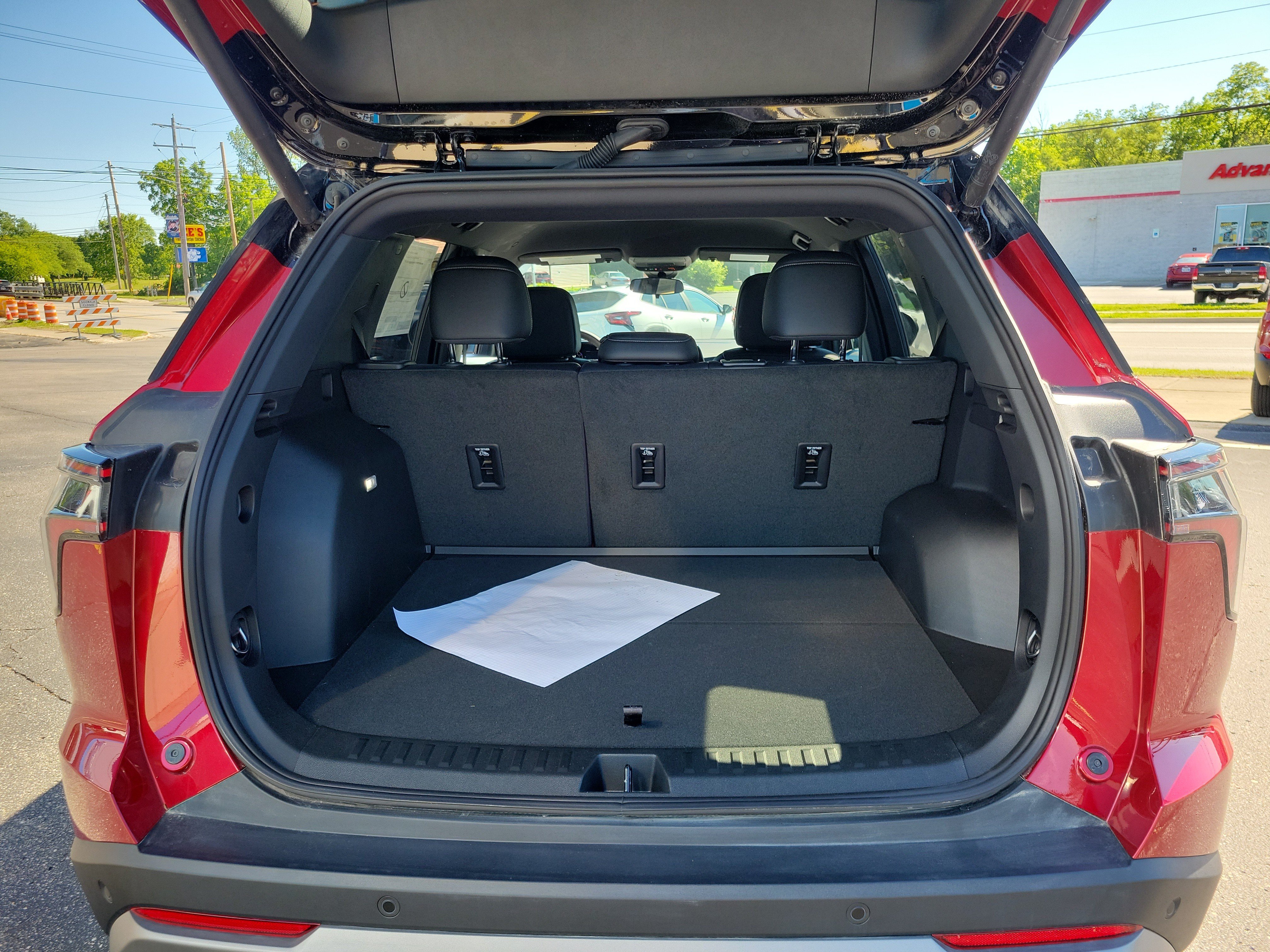 2026 Chevrolet Equinox LT - Photo 8