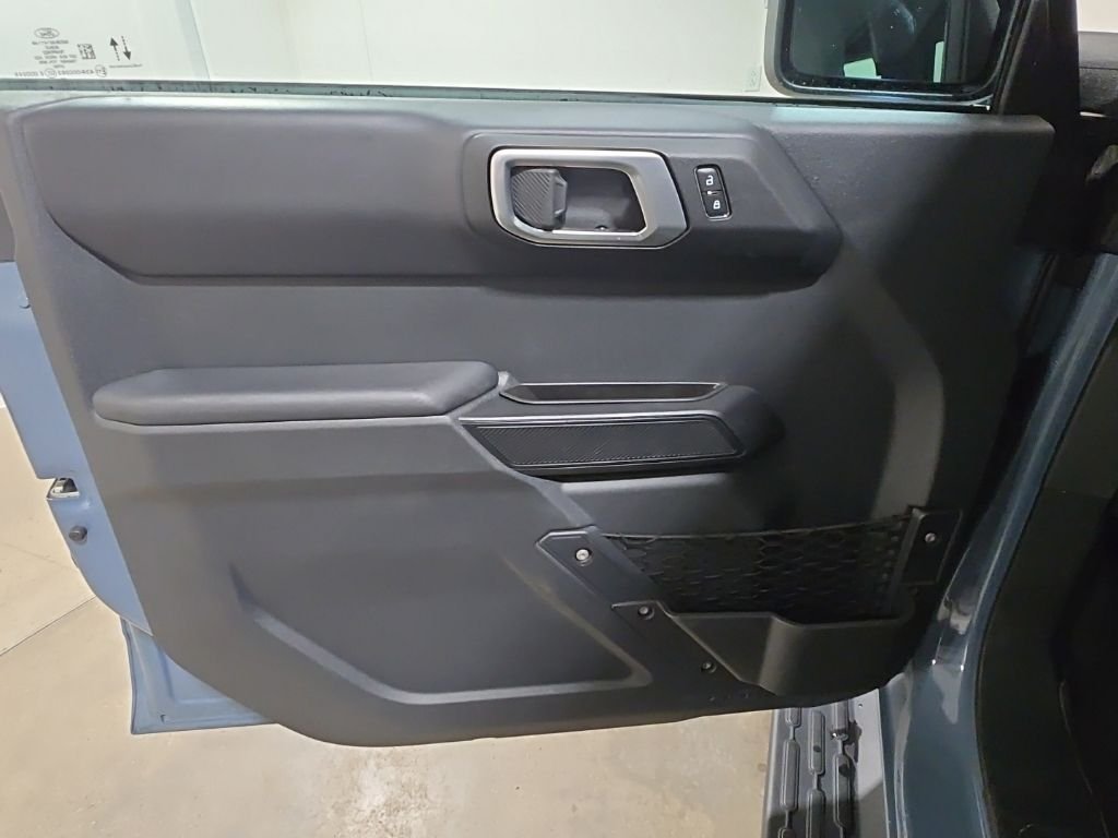 Used 2025 Azure Gray Metallic Ford Outer Banks image 23