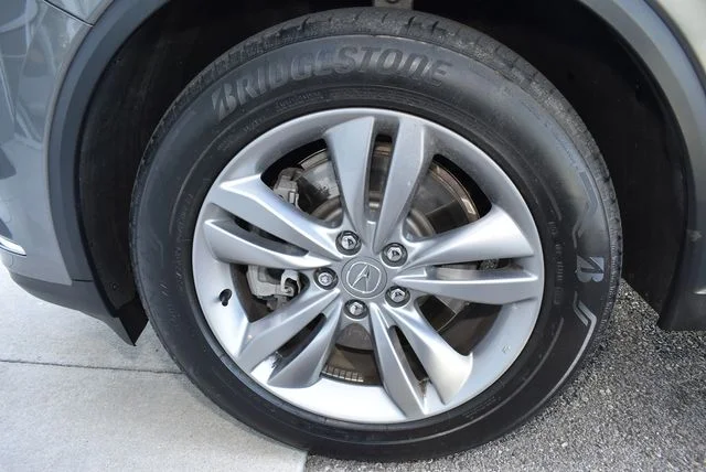 Certified Used 2024 Liquid Carbon Metallic Acura 3.5L image 9