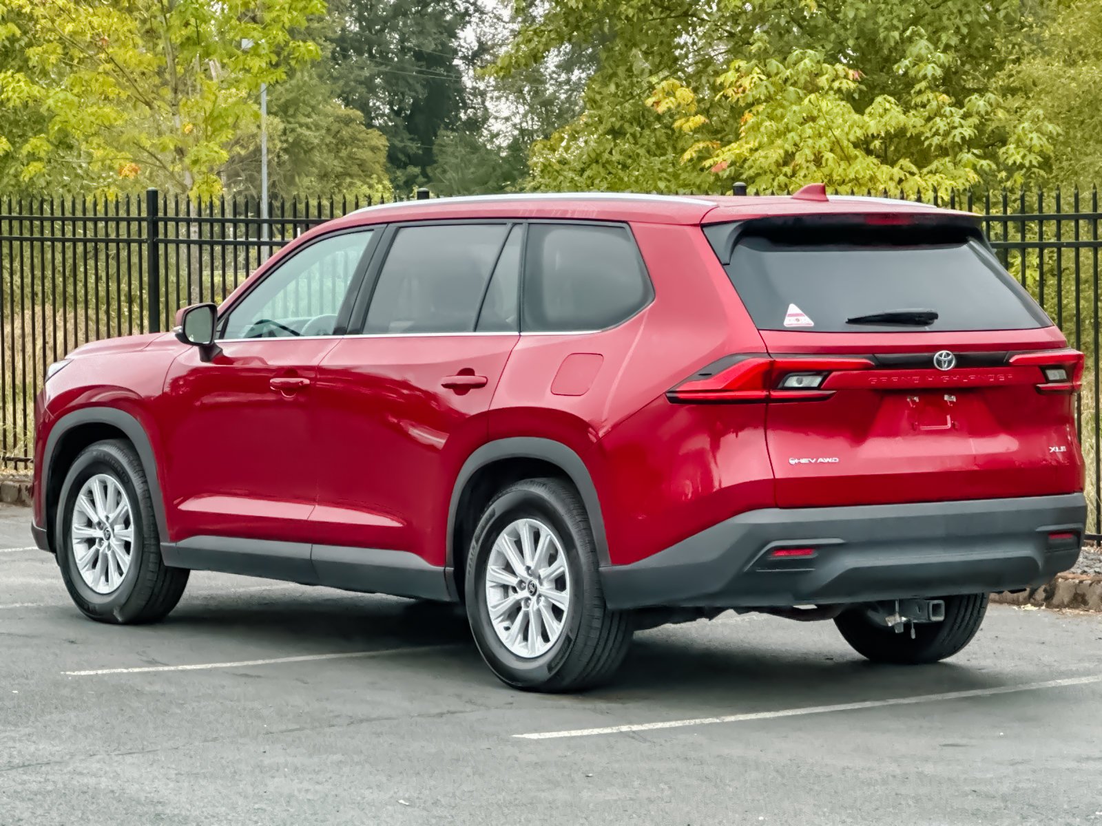 Used 2024 Red Toyota XLE image 5