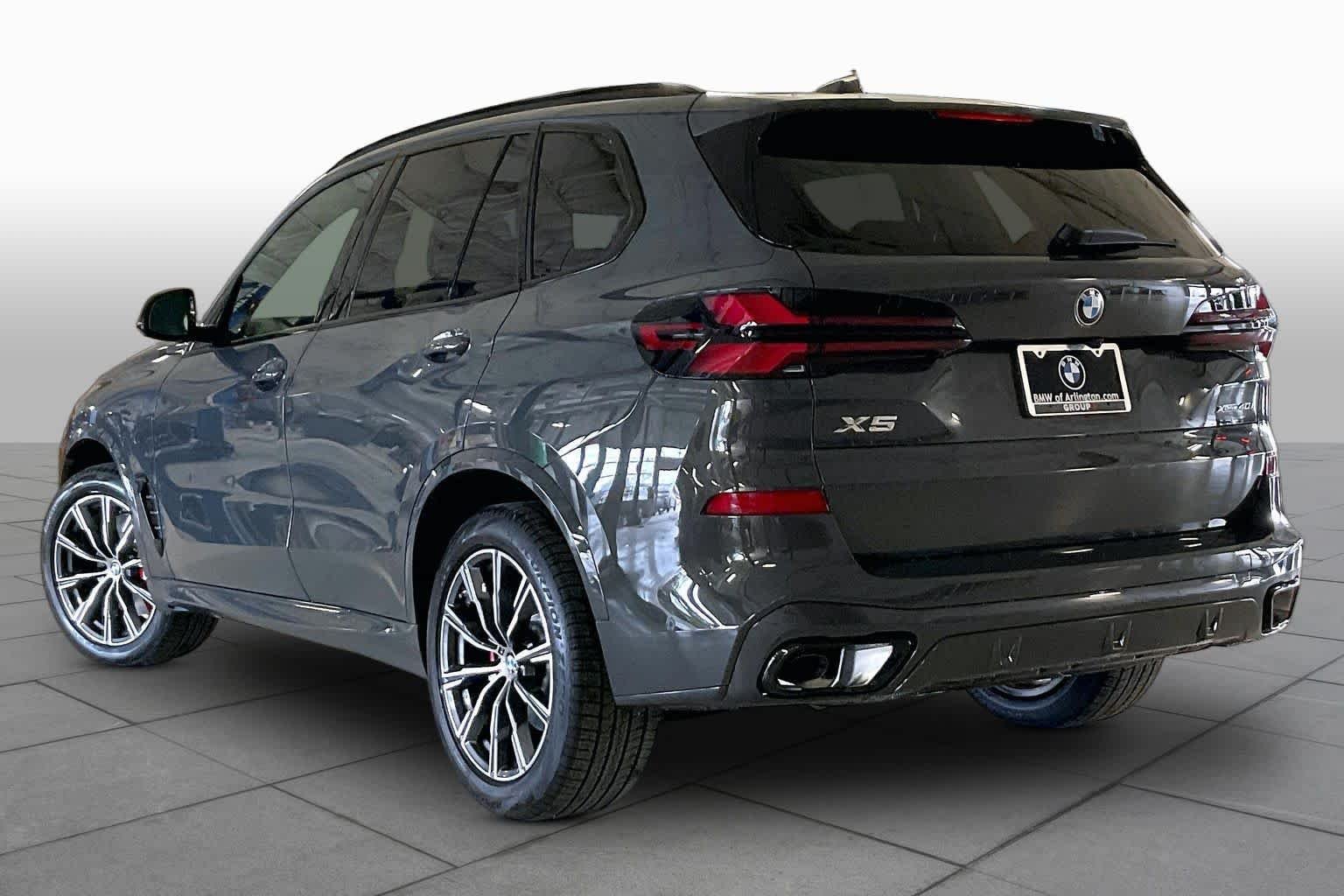New 2026 Dravit Grey Metallic BMW xDrive40i image 12