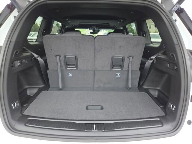 New 2026 Bright White Clear-Coat Exterior Paint Jeep Laredo image 29
