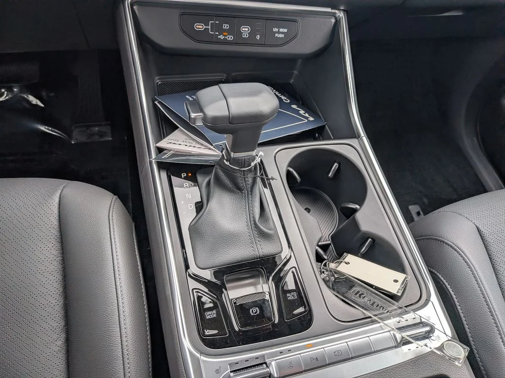 New 2026 Snow White Pearl Kia SX Prestige image 47