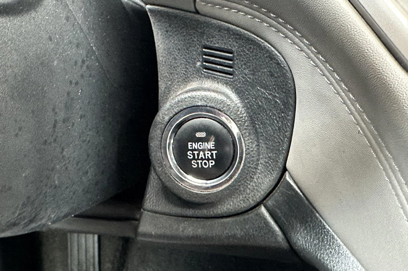 Used 2022 Magnetite Gray Metallic Subaru Limited image 23