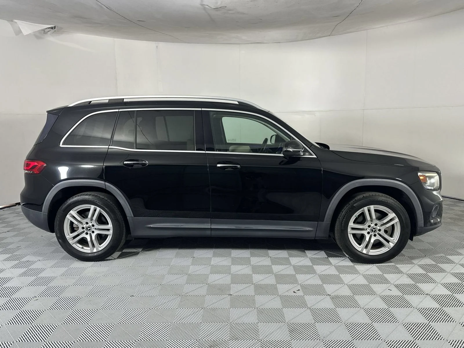 2020 Mercedes-Benz GLB Base - Photo 9