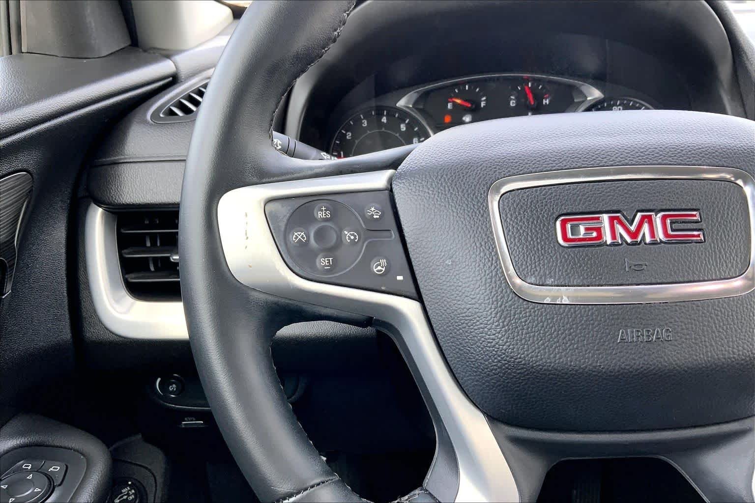 Used 2023 Summit White GMC SLT image 23