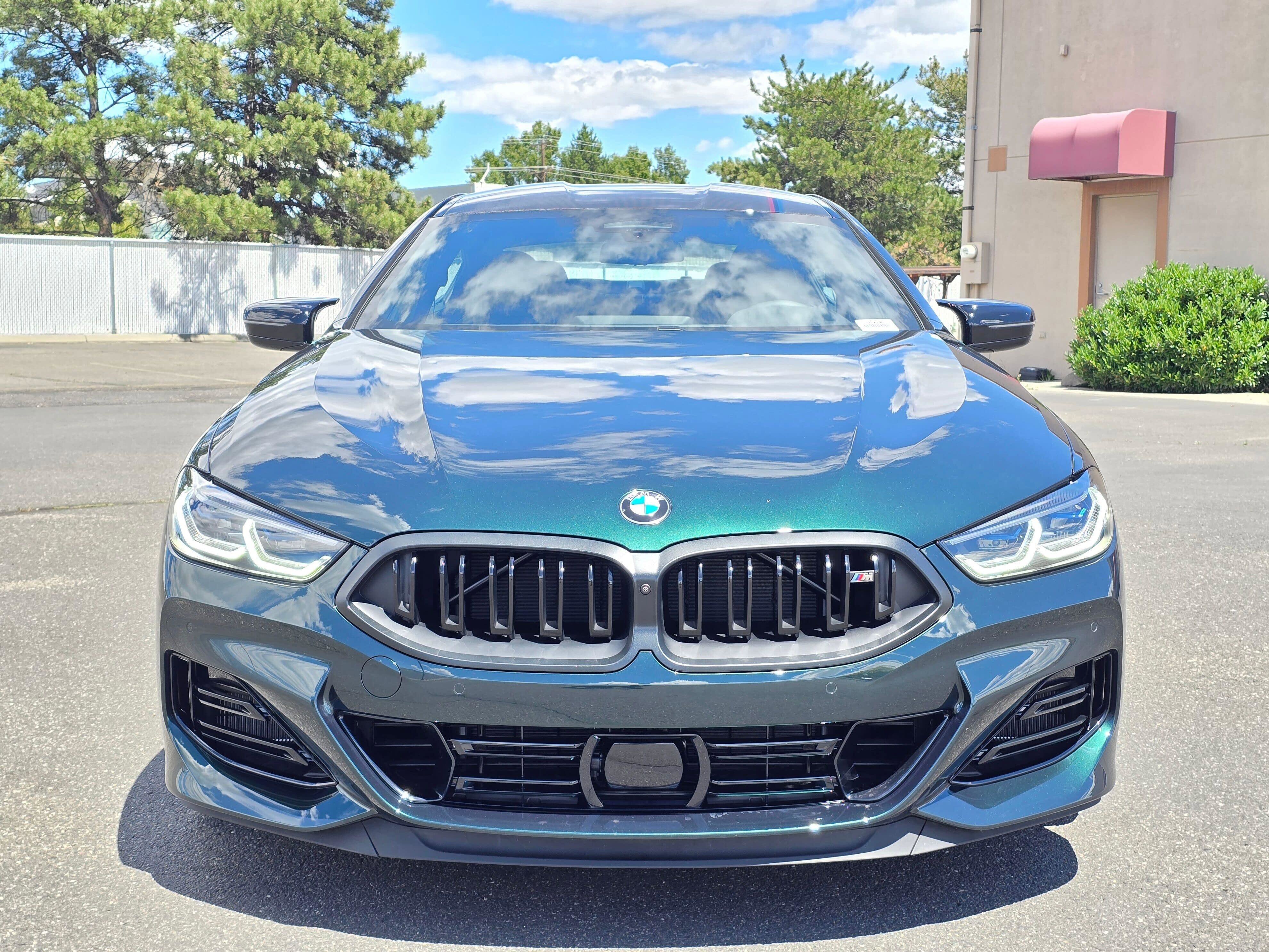 New 2026 Oxford Green Metallic BMW M850i image 6