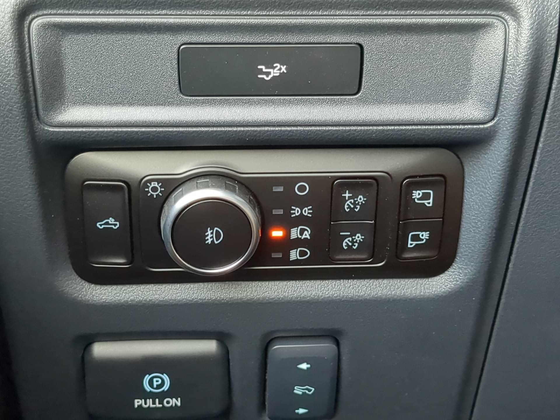 New 2026 Marsh Gray Ford Tremor® image 61