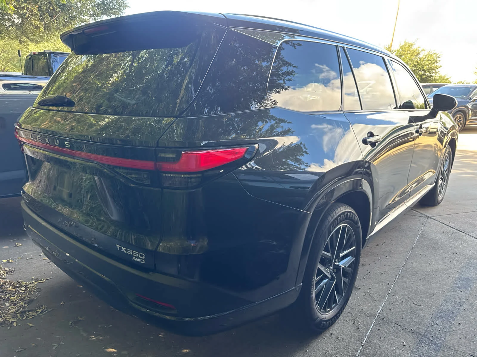 Certified Used 2025 Caviar Lexus Premium image 5
