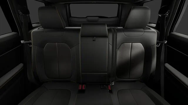 New 2026 Diamond Black Crystal Pearl-Coat Exterior Paint Jeep  image 29
