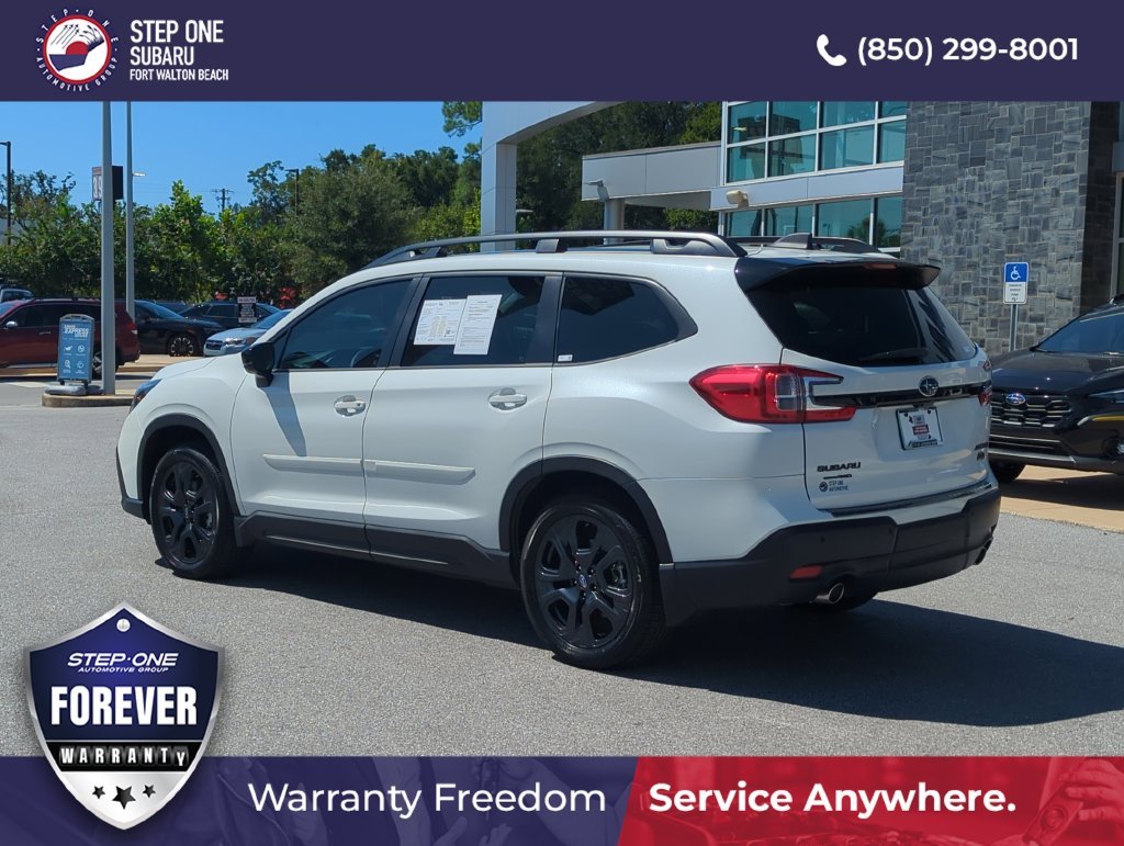 Used 2026 White Subaru Onyx Edition Touring image 5