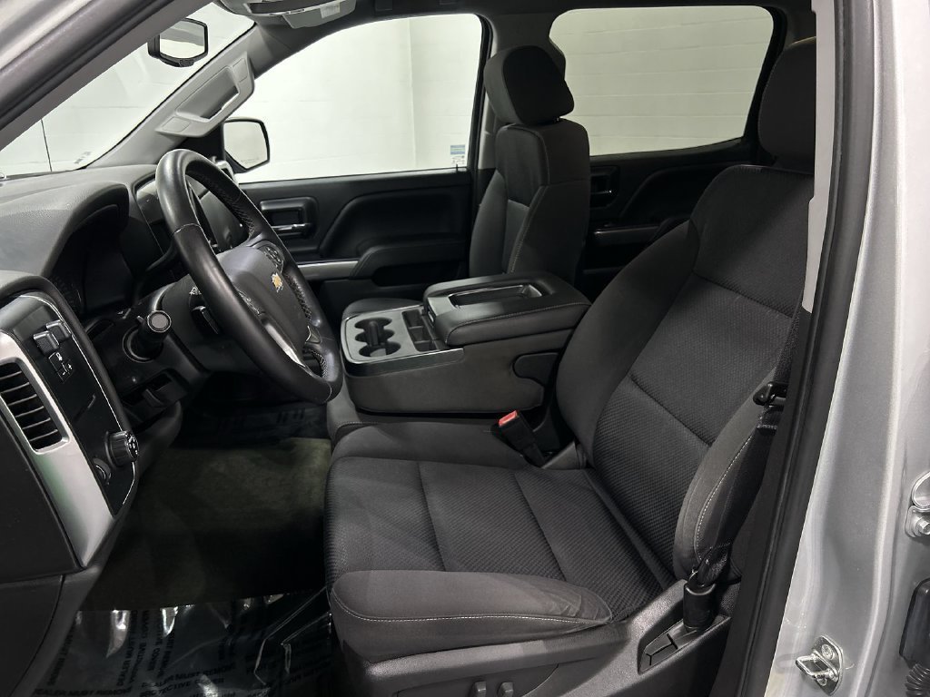 Used 2015 SILVER ICE METALLIC Chevrolet LT image 13