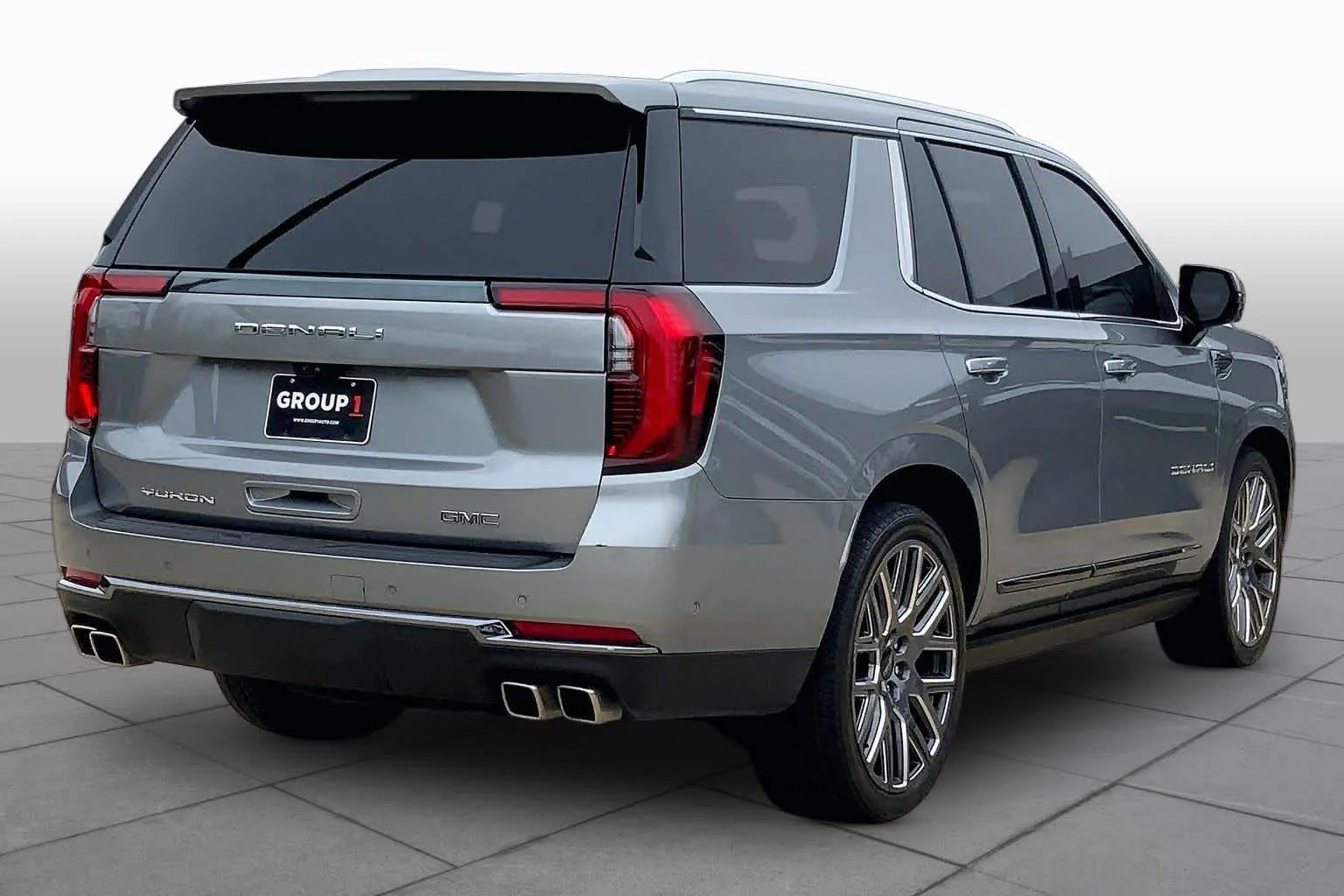 Used 2025 Sterling Metallic GMC Denali Ultimate image 13