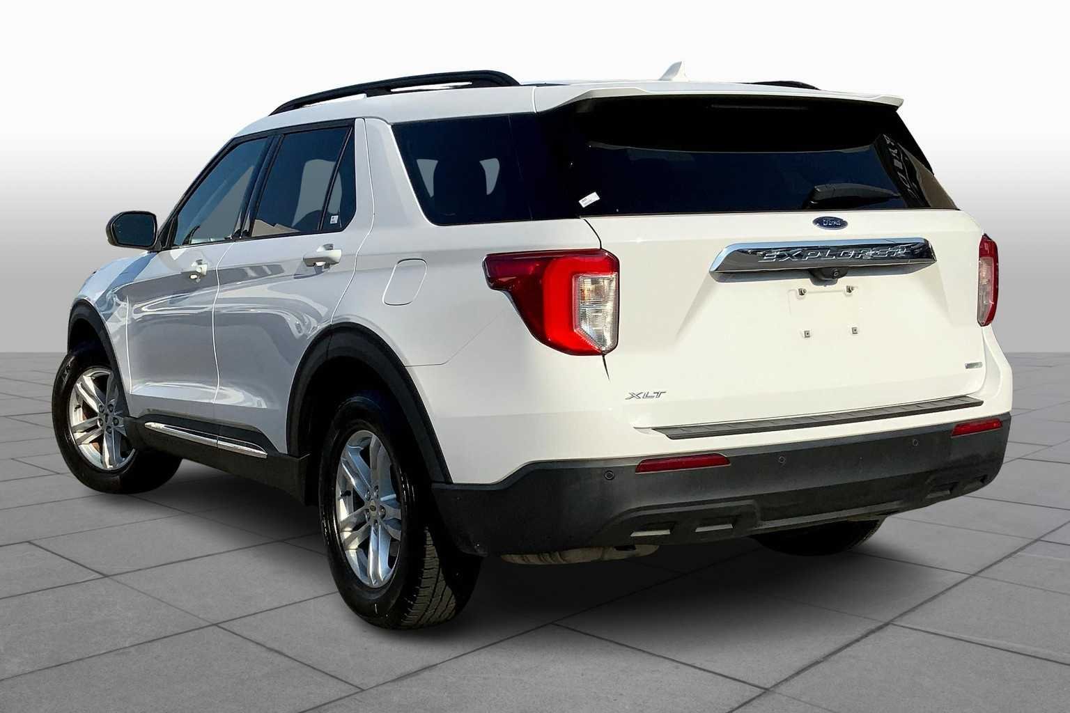 Used 2020 Oxford White Ford XLT image 11