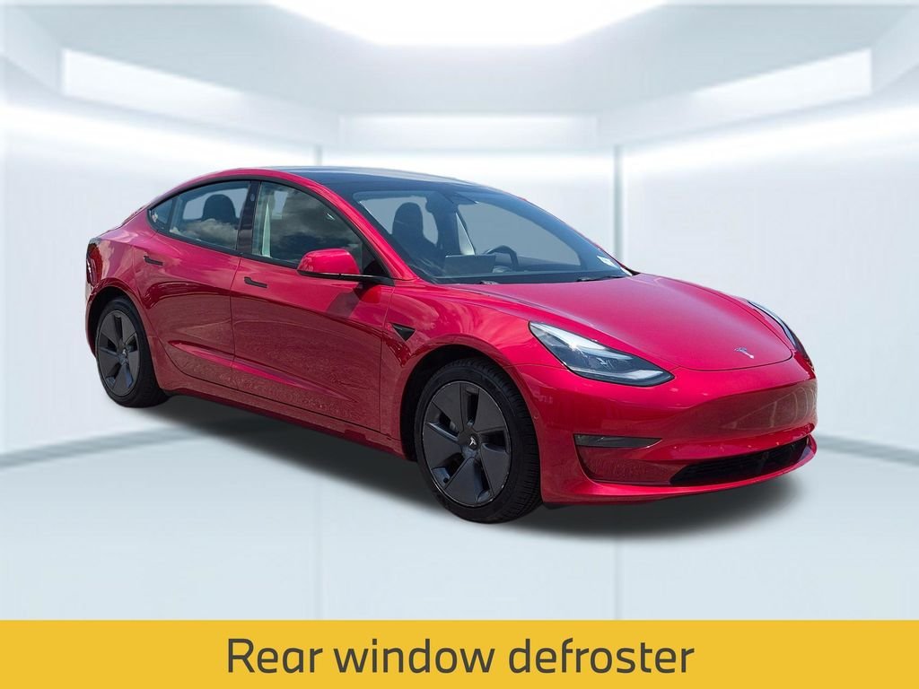 Used 2022 Red Tesla Long Range image 9