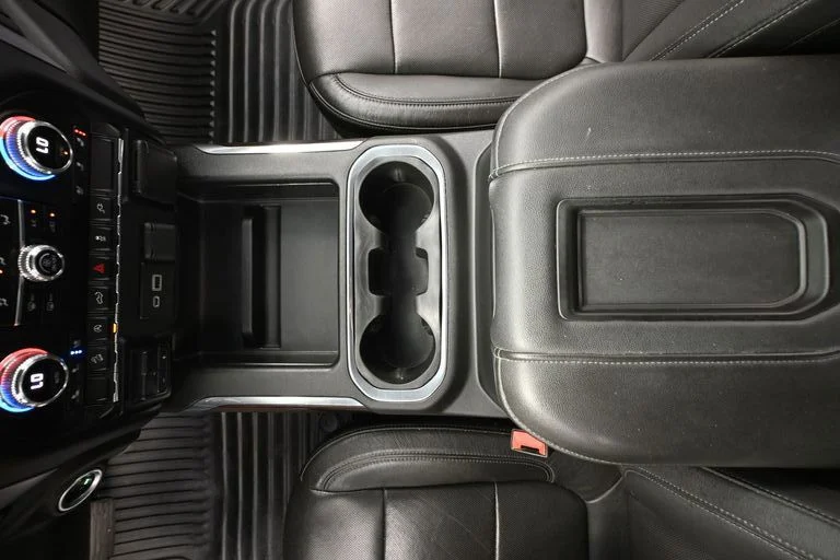 Used 2020 Black GMC SLT image 36