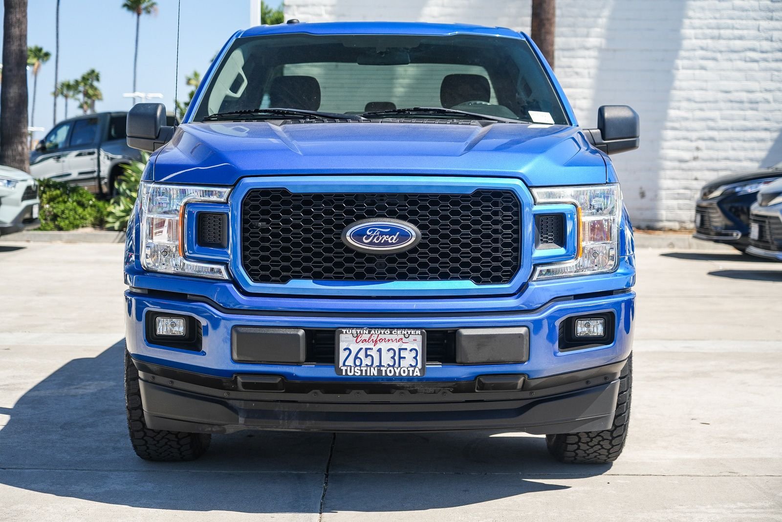 Used 2018 Blue Ford XL image 4