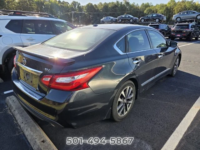 Used 2017 Blue Nissan 2.5 SV image 3