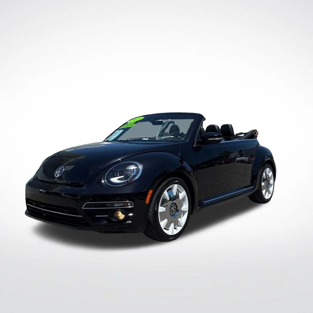2019 Volkswagen Beetle 2.0T SEL Convertible Final Edition Auto's photo