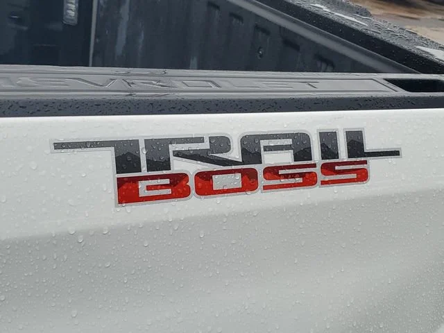 Used 2022 Summit White Chevrolet LT Trail Boss image 28