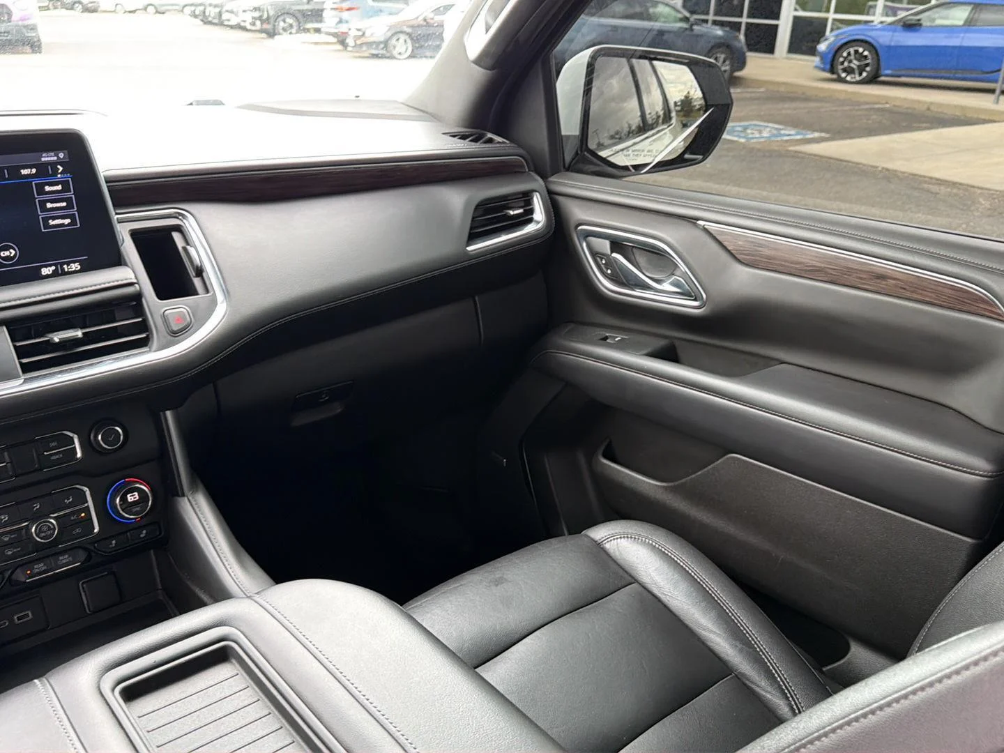 Used 2021 Summit White Chevrolet LT image 25