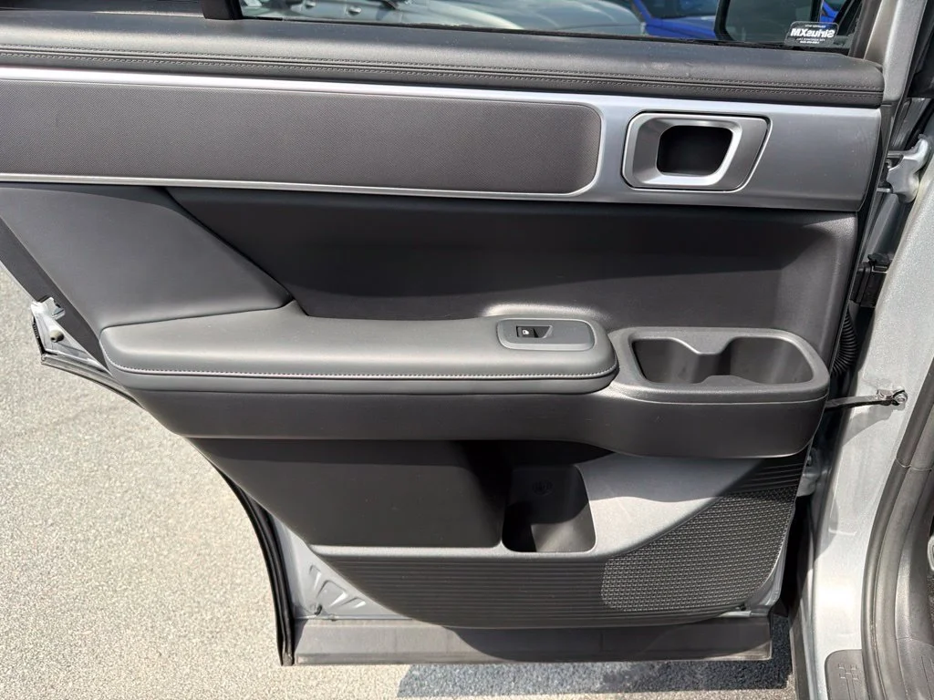 Used 2026 Silver Hyundai SEL image 38