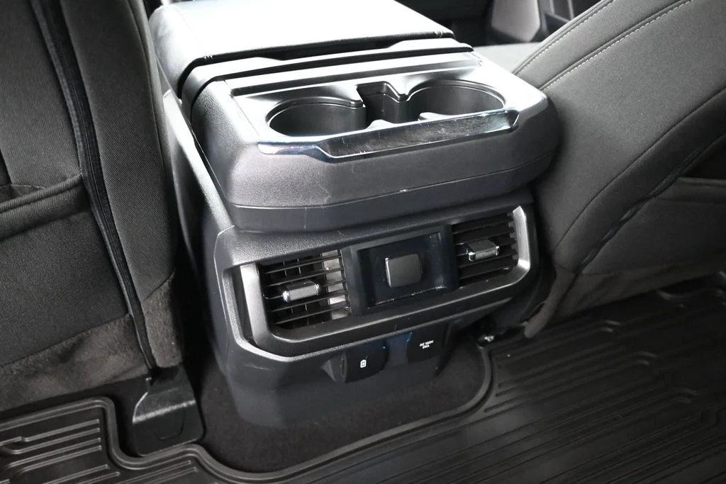 Used 2023 Gray Ford XLT image 21