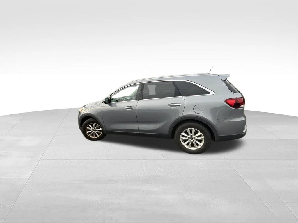 Used 2020 Silver Kia LX image 8