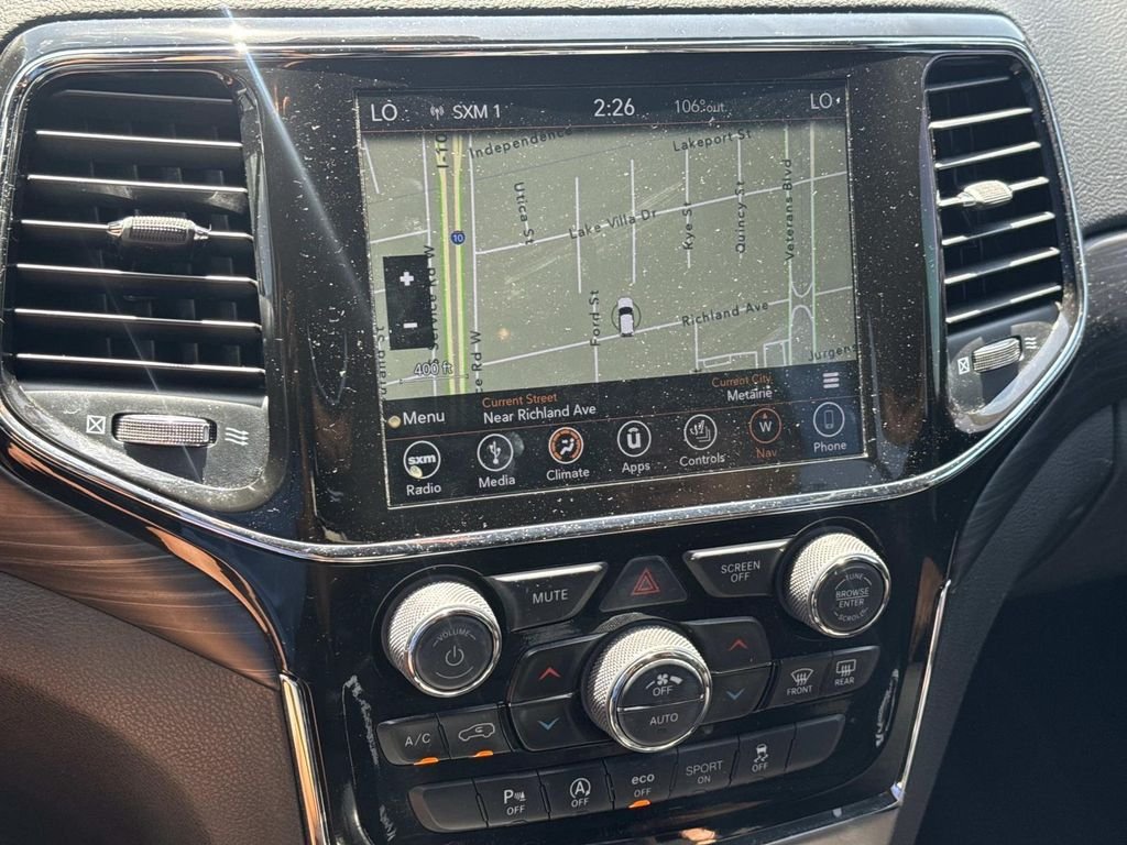 Used 2019 White Jeep Altitude image 24