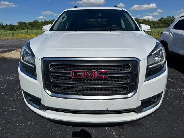 Used 2017 SUMMIT WHITE GMC Limited image 2