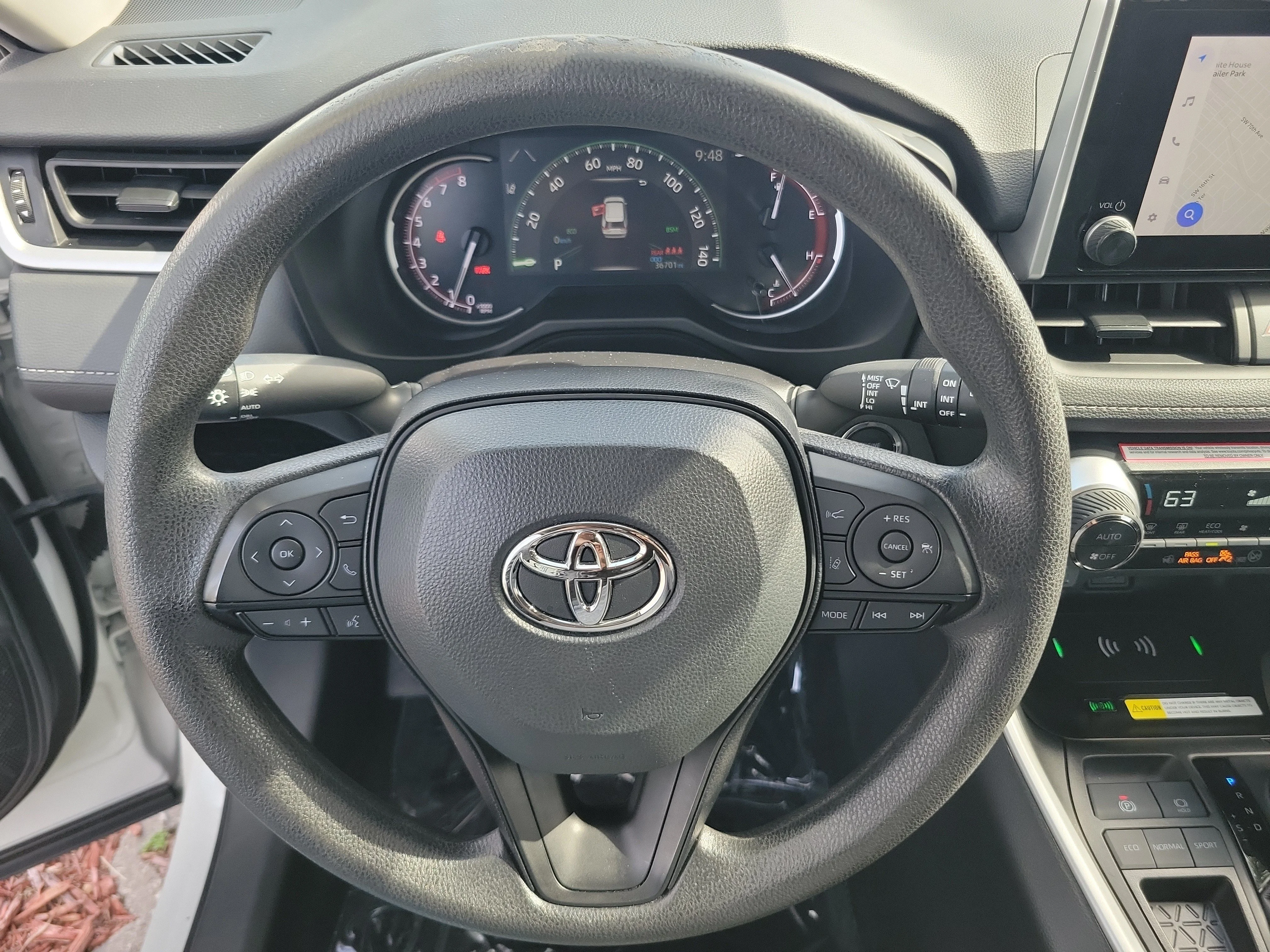 Used 2024 Ice Cap Toyota XLE image 23