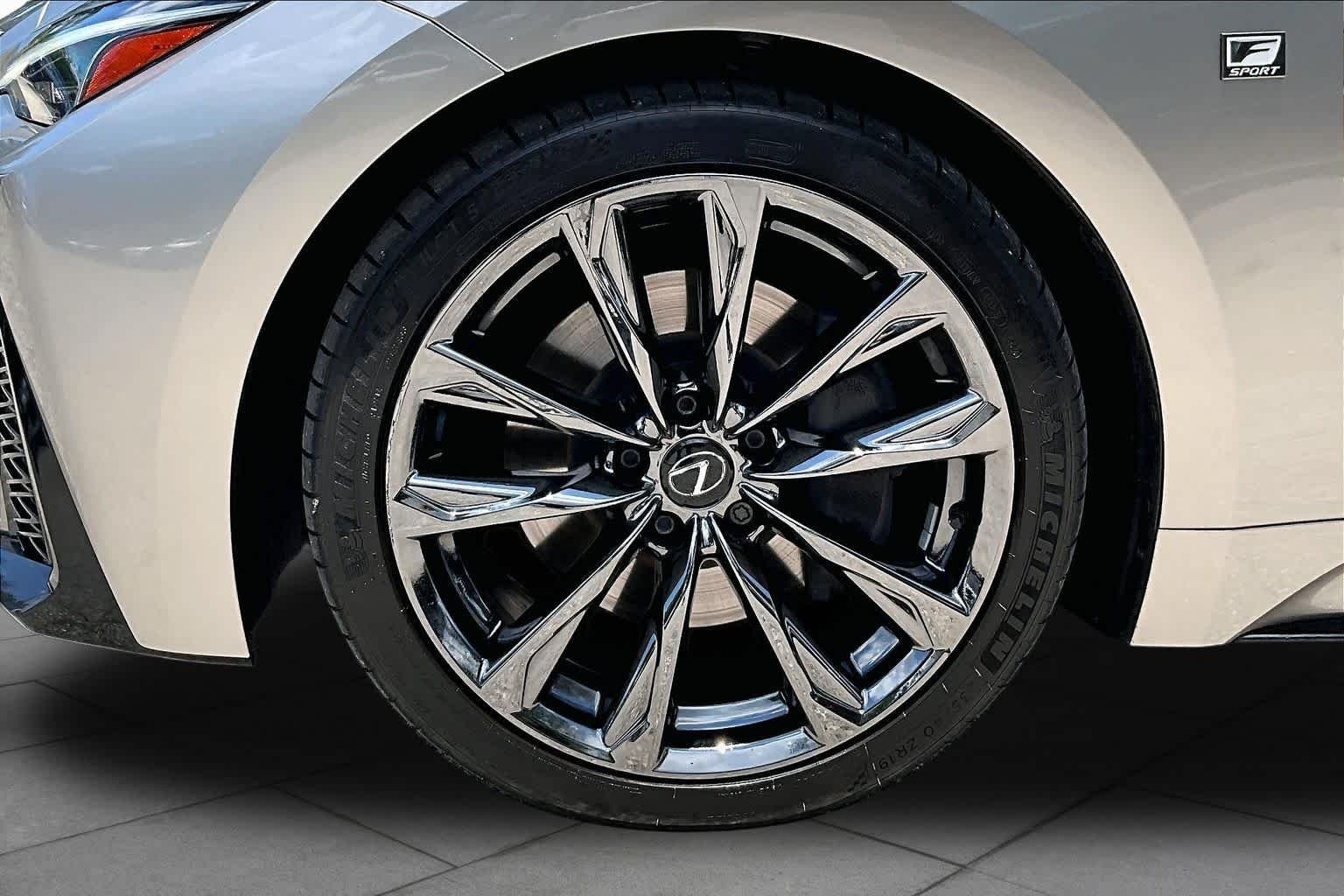Used 2023 Atomic Silver Lexus F SPORT image 11