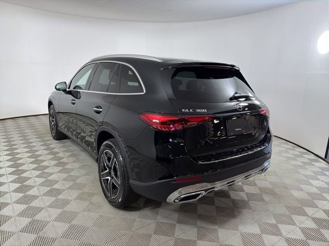New 2026 Black Mercedes-Benz GLC 300 image 17
