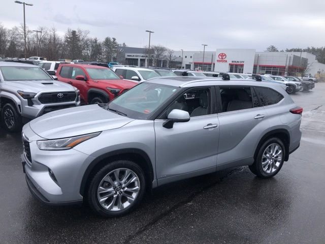 Used 2023 Silver Toyota Limited image 37