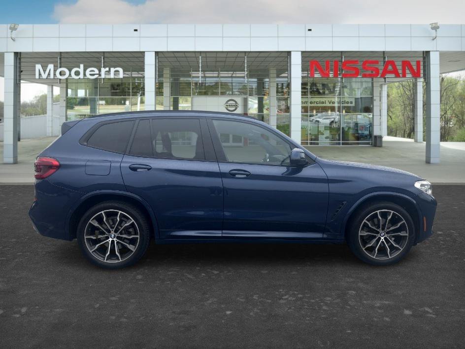 Used 2021 Phytonic Blue Metallic BMW xDrive30i image 6