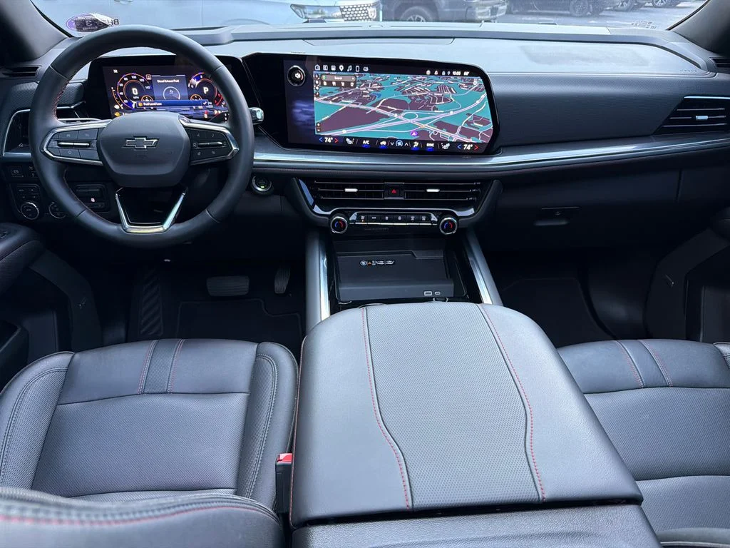 Used 2025 Gray Chevrolet RST image 23