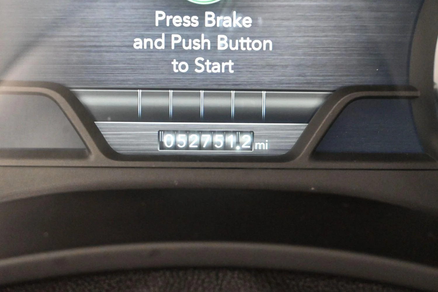 Used 2024 Granite Crystal Metallic Clearcoat Ram Laramie image 18
