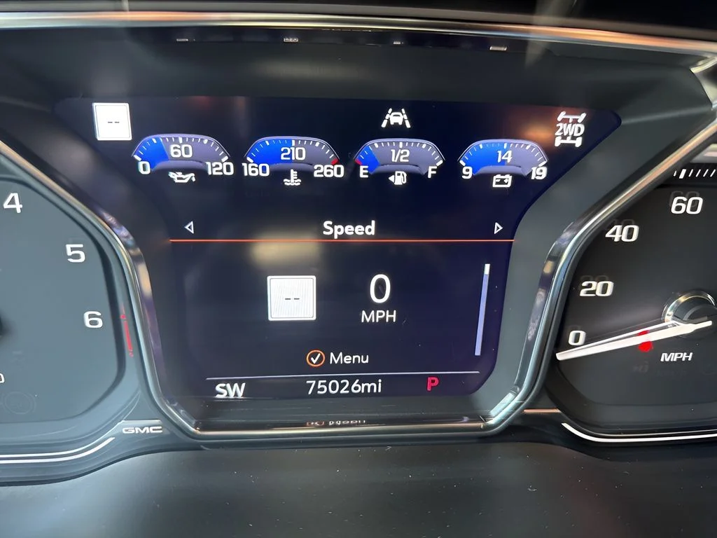 Used 2021 Black GMC Denali image 25