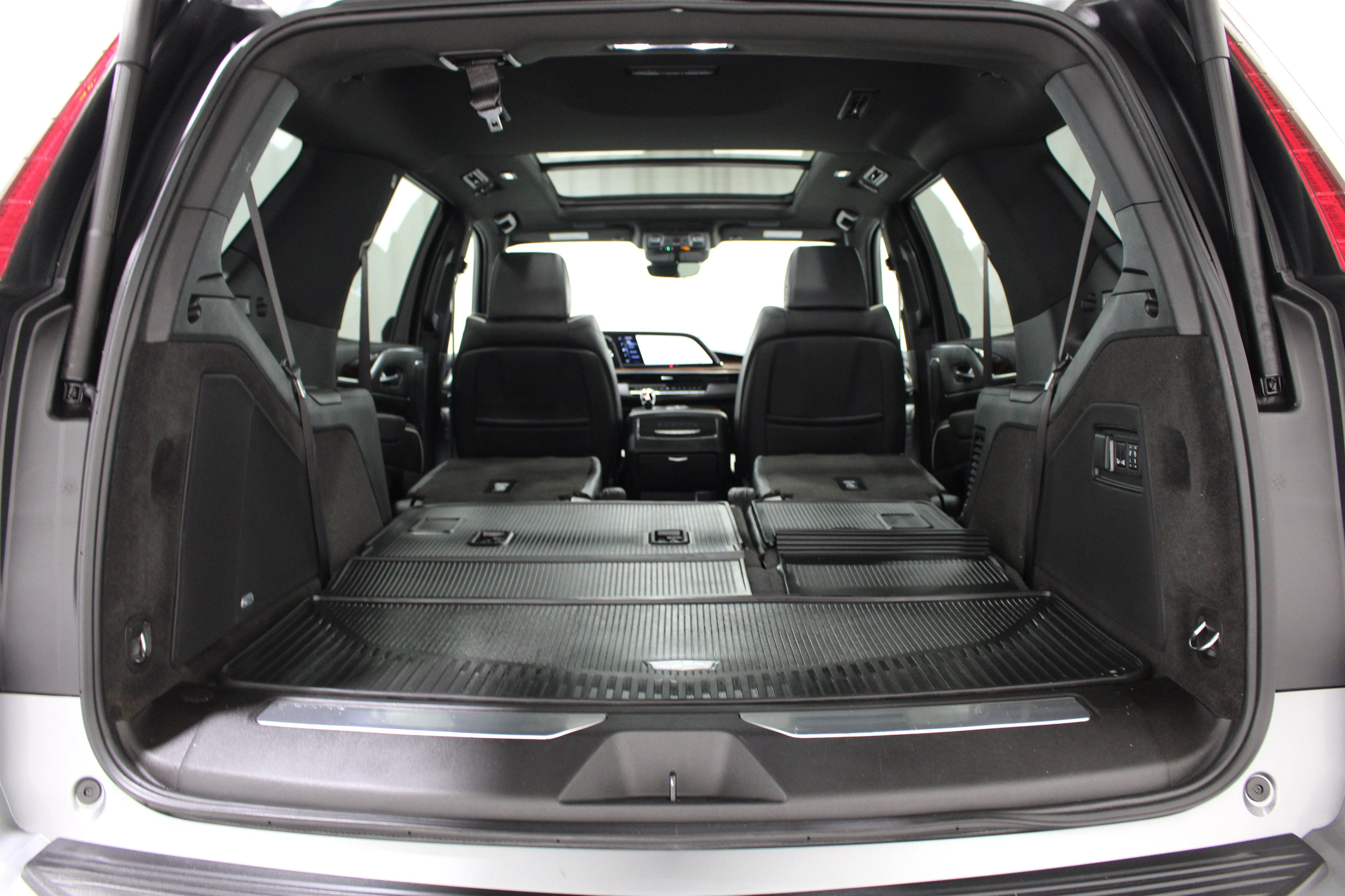 2024 Cadillac Escalade Premium Luxury - Photo 25