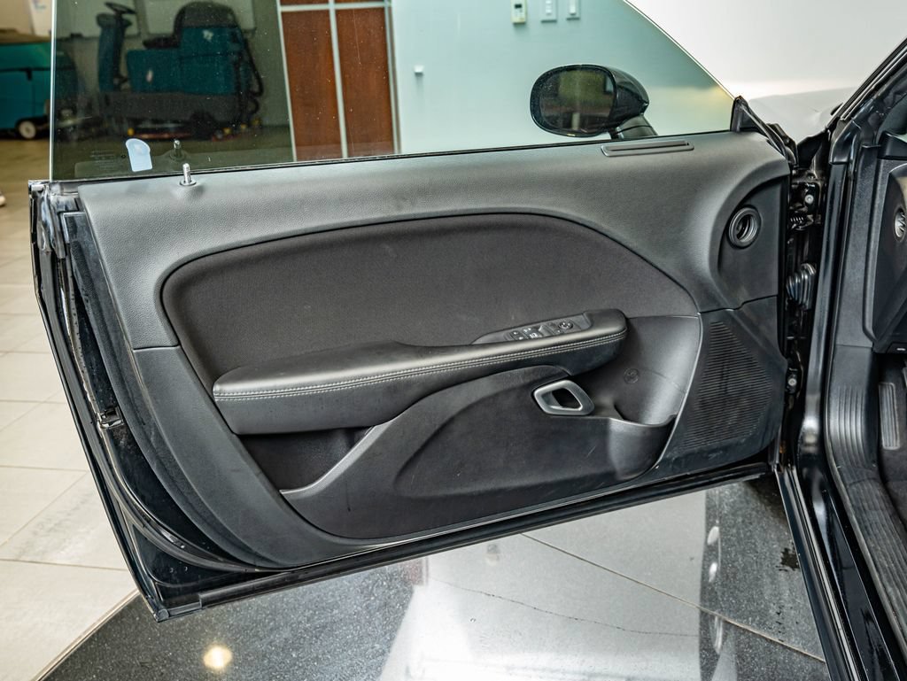 Used 2021 Pitch Black Clearcoat Dodge SXT image 17