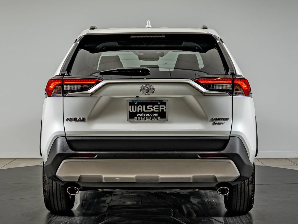 Used 2025 Pearl Toyota Limited image 6