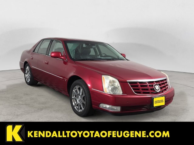 Used 2008 Red Cadillac 1SE image 3