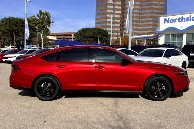 Certified Used 2025 Radiant Red Honda SE image 6