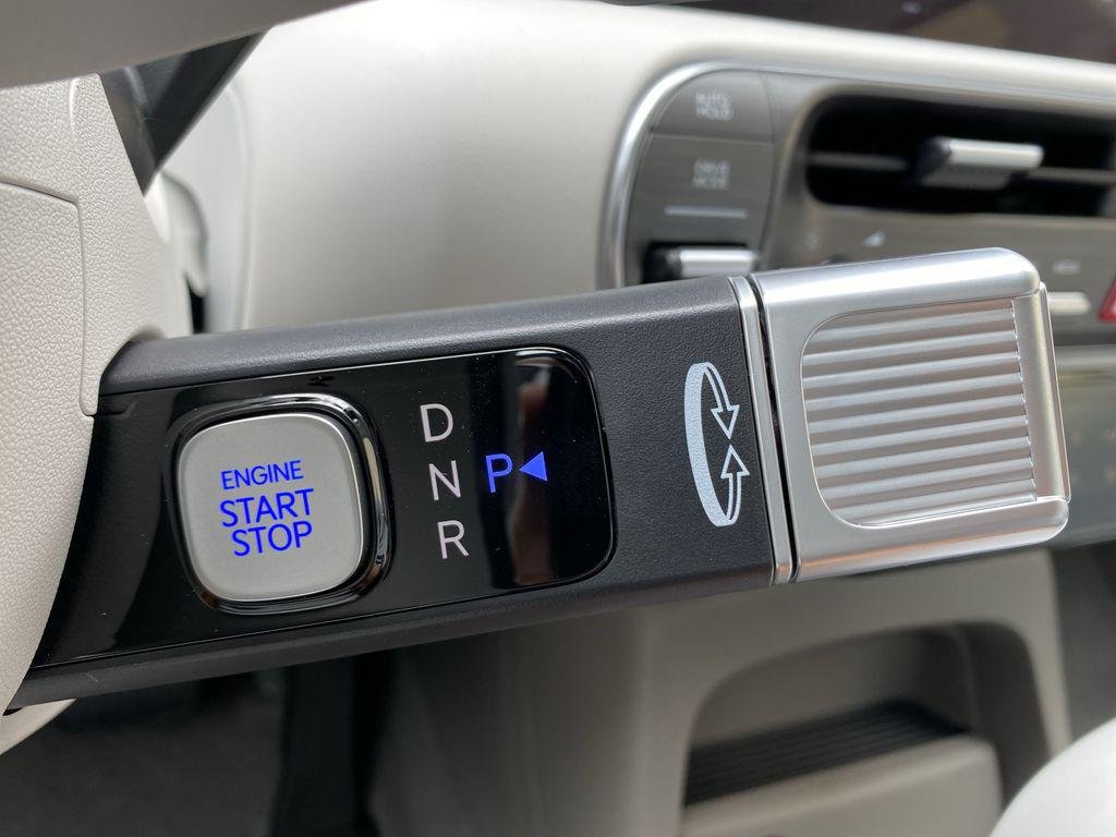 New 2026 Pacific Sapphire Hyundai Blue SEL 8P image 22