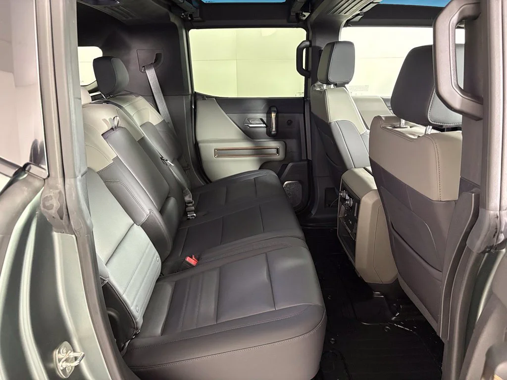 Used 2024 Green GMC 3X image 44