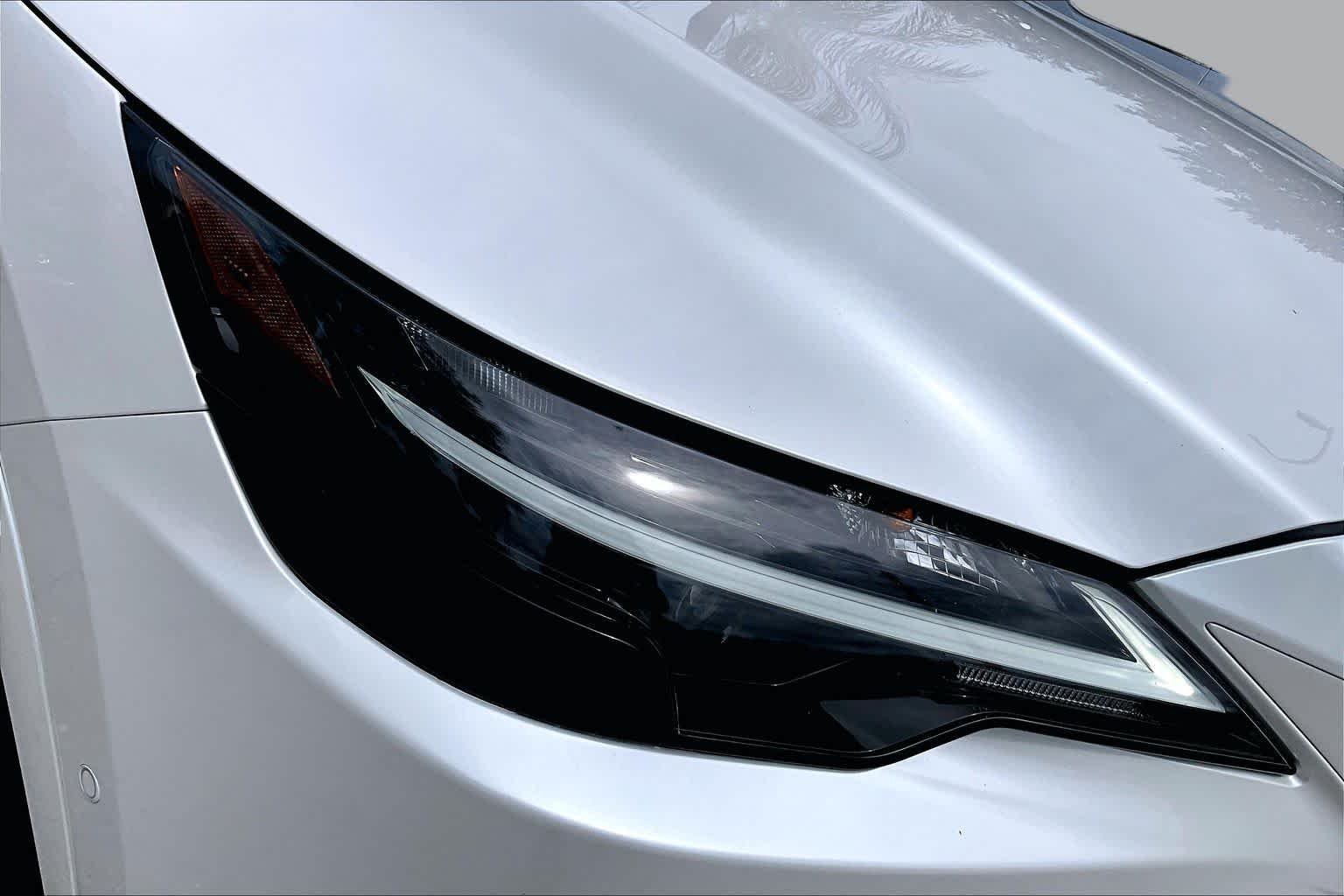 Used 2024 Eminent White Pearl Lexus Premium Plus image 28