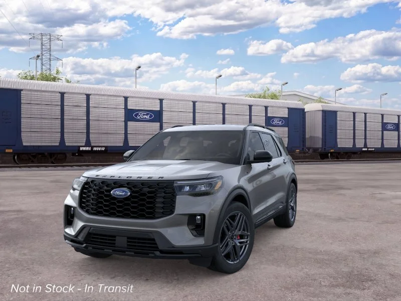 New 2026 Carbonized Gray Metallic Ford ST-Line image 2